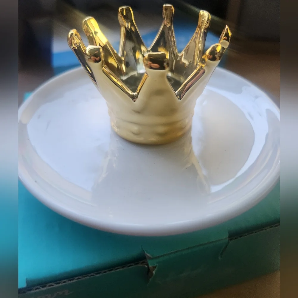 NIB Jewelry/trinket dish/ring‎ holder
